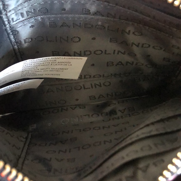 NWT Bandolino Single Compartment Wallet Wristlet - Picture 5 of 5